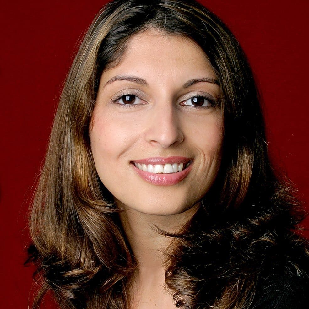 Bewerbungsfoto einer jungen Frau in Hamburg Winterhude